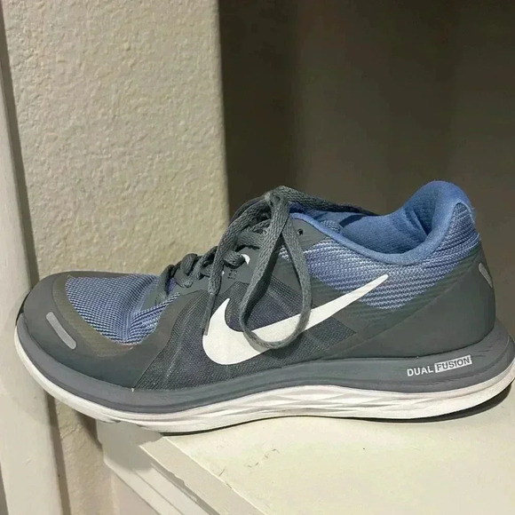 Nike Womens Dual Fusion X2 819318-002 Gray Blue Running Shoes Sneakers Size 7 - Picture 6 of 9